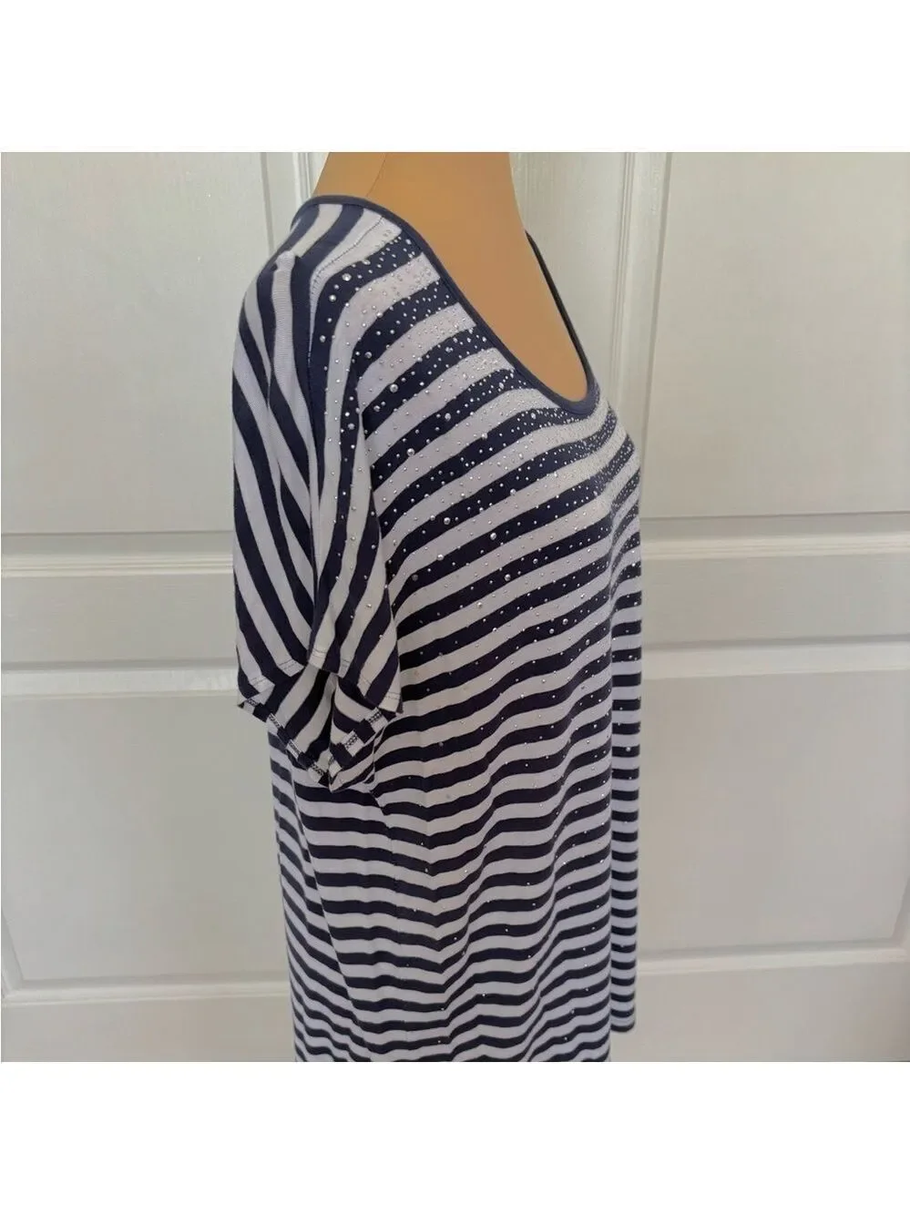 Liz Claiborne Navy & White Striped Sparkle Top XL – Short Sleeve Crew Neck